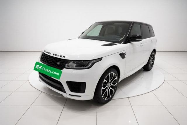 Ojetý Land Rover Range Sport 2022 3.0 L6 YAO Black Edition