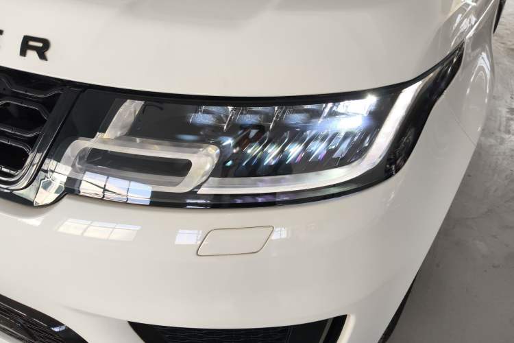 Used Land Rover Range Sport 2022 3.0 L6 YAO Black Edition Left Front Headlight