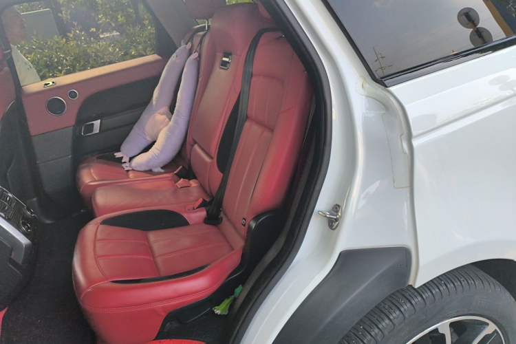 Used Land Rover Range Sport 2022 3.0 L6 YAO Black Edition Left Rear Seat
