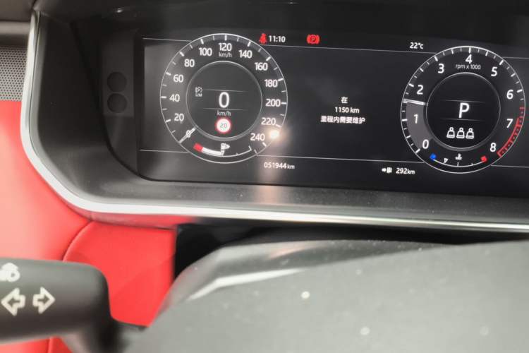 Used Land Rover Range Sport 2022 3.0 L6 YAO Black Edition Odometer Close Up