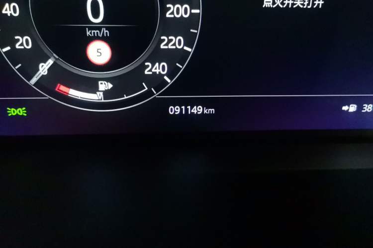Used Land Rover Range Sport 2022 3.0 L6 YAO Black Edition Odometer Close Up