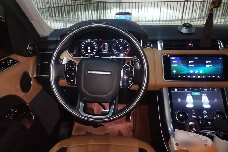 Used Land Rover Range Sport 2022 3.0 L6 YAO Black Edition Steering Wheel
