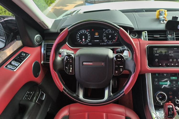 Used Land Rover Range Sport 2022 3.0 L6 YAO Black Edition Steering Wheel