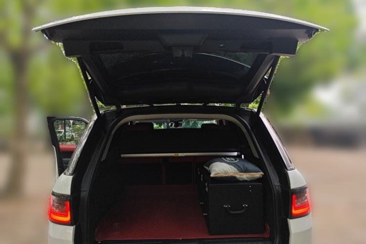 Used Land Rover Range Sport 2022 3.0 L6 YAO Black Edition Trunk
