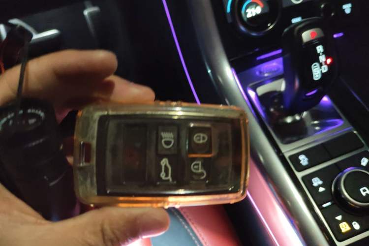 Used Land Rover Range Sport 2022 3.0 L6 YAO Black Edition Vehicle Key