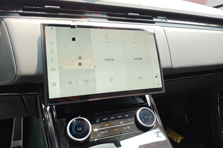 Used Land Rover Range Sport 2023 400PS Dynamic SE Audio And AC Panel