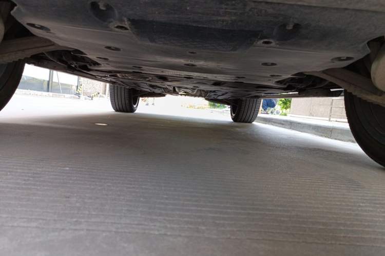 Used Land Rover Range Sport 2023 400PS Dynamic HSE Chassis Front