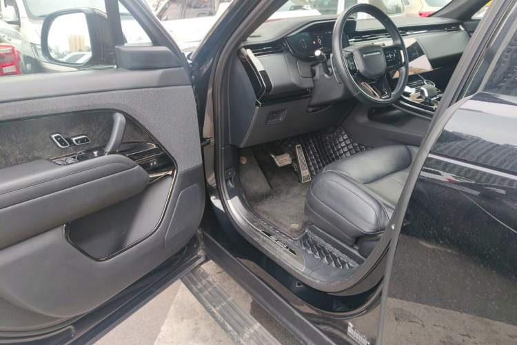 Used Land Rover Range Sport 2023 400PS Dynamic HSE Driver Seat