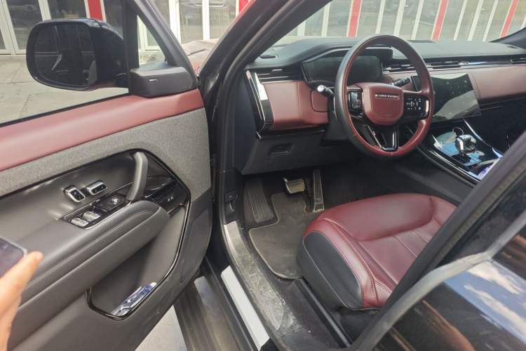 Used Land Rover Range Sport 2023 400PS Dynamic SE Driver Seat