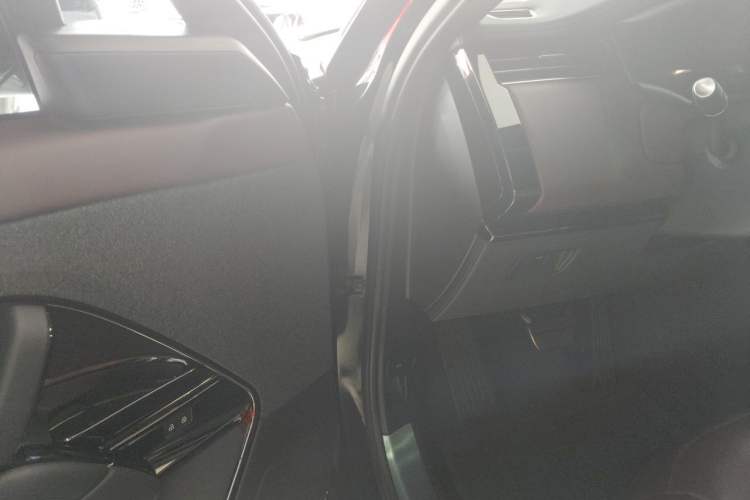 Used Land Rover Range Sport 2023 400PS Dynamic HSE Driver Seat