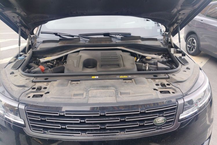 Used Land Rover Range Sport 2023 400PS Dynamic HSE Engine Bay