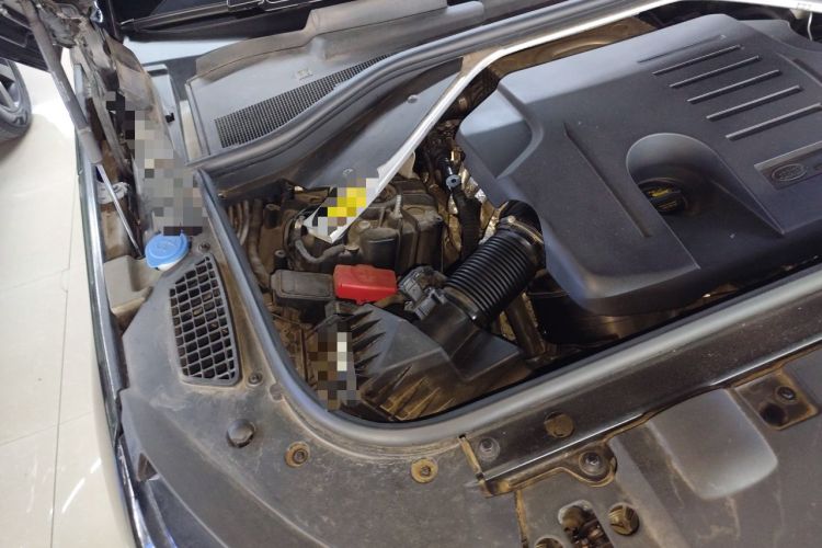 Used Land Rover Range Sport 2023 400PS Dynamic SE Engine Bay Right