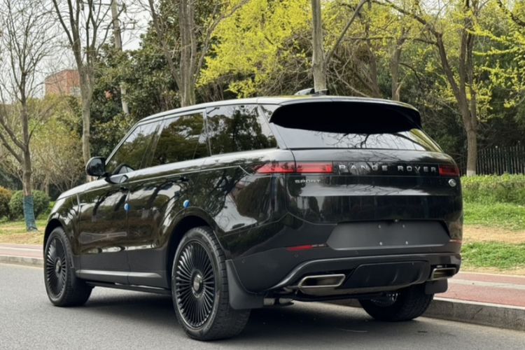 Used Land Rover Range Sport 2023 360 PS S Exterior 5