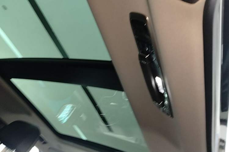 Used Land Rover Range Sport 2023 360 PS S Headliner