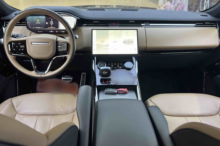 Used Land Rover Range Sport 2023 400PS Dynamic SE Interior 2