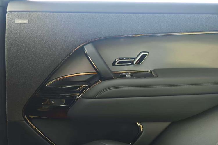 Used Land Rover Range Sport 2023 360 PS S Interior 7