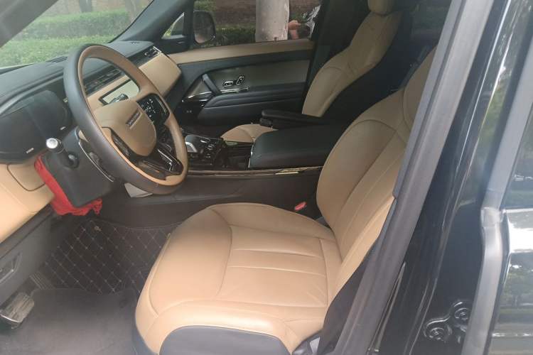 Used Land Rover Range Sport 2023 400PS Dynamic SE Left Front Seat