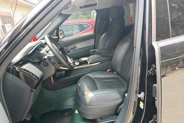 Used Land Rover Range Sport 2023 400PS Dynamic SE Left Front Seat