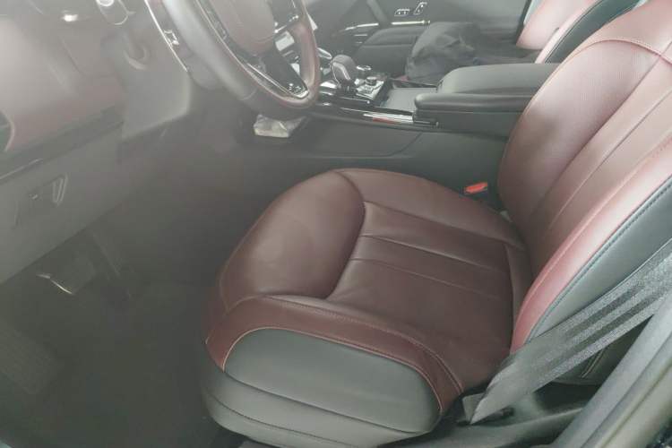 Used Land Rover Range Sport 2023 400PS Dynamic HSE Left Front Seat