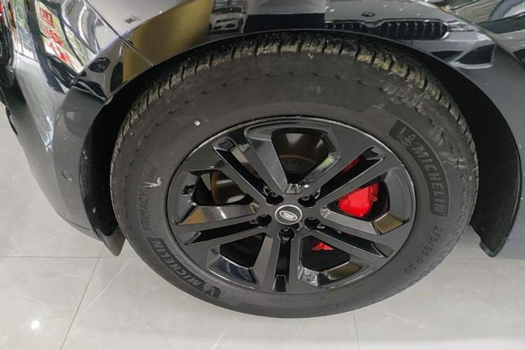 Used Land Rover Range Sport 2023 360 PS S Left Front Wheel Hub