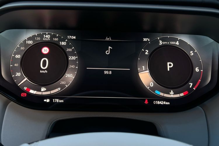 Used Land Rover Range Sport 2023 360 PS S Odometer Close Up
