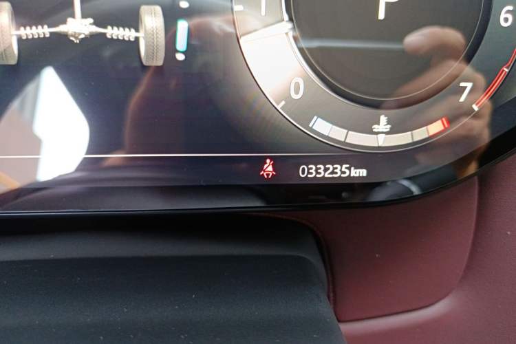 Used Land Rover Range Sport 2023 400PS Dynamic HSE Odometer Close Up