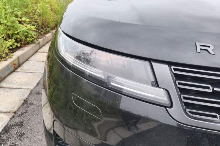 Used Land Rover Range Sport 2023 400PS Dynamic SE Right Front Headlight