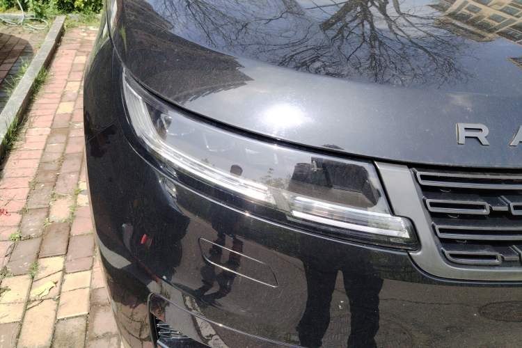 Used Land Rover Range Sport 2023 400PS Dynamic SE Right Front Headlight