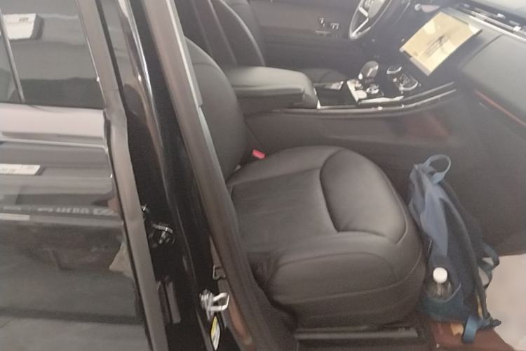 Used Land Rover Range Sport 2023 360 PS S Right Front Seat