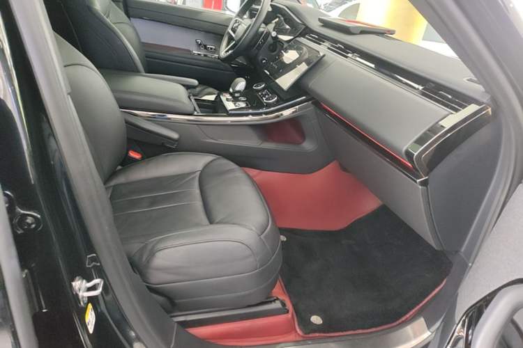 Used Land Rover Range Sport 2023 360 PS S Right Front Seat