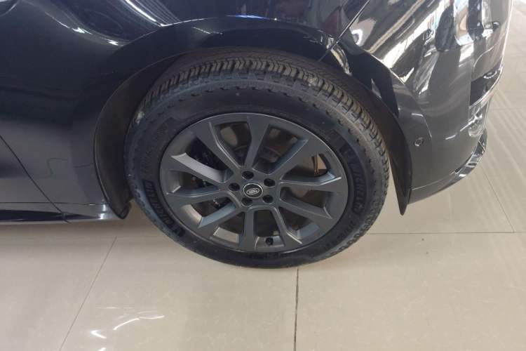 Used Land Rover Range Sport 2023 400PS Dynamic SE Right Front Wheel Hub