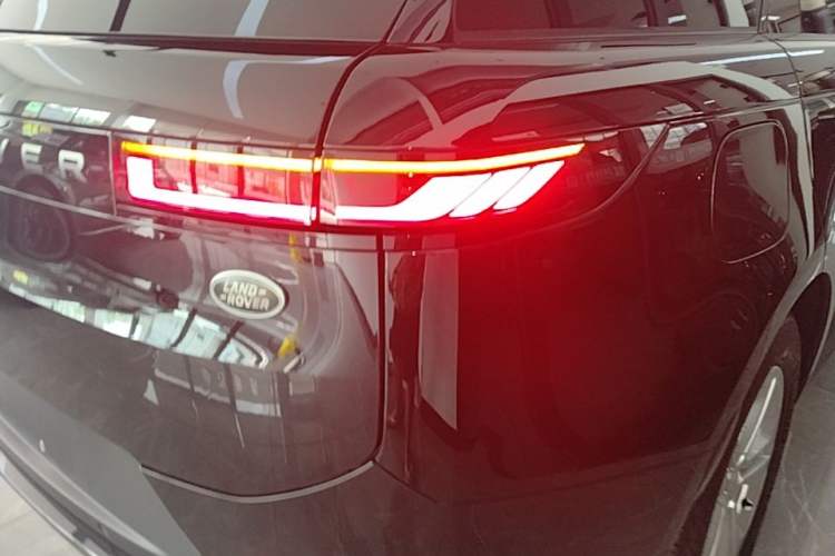 Used Land Rover Range Sport 2023 360 PS S Right Rear Taillight