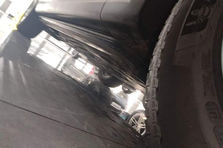 Used Land Rover Range Sport 2023 360 PS S Right Side Sill