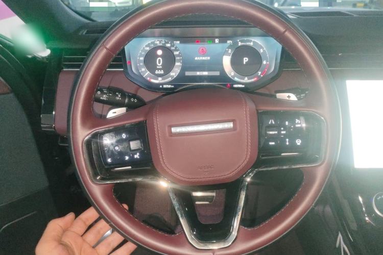 Used Land Rover Range Sport 2023 400PS Dynamic SE Steering Wheel