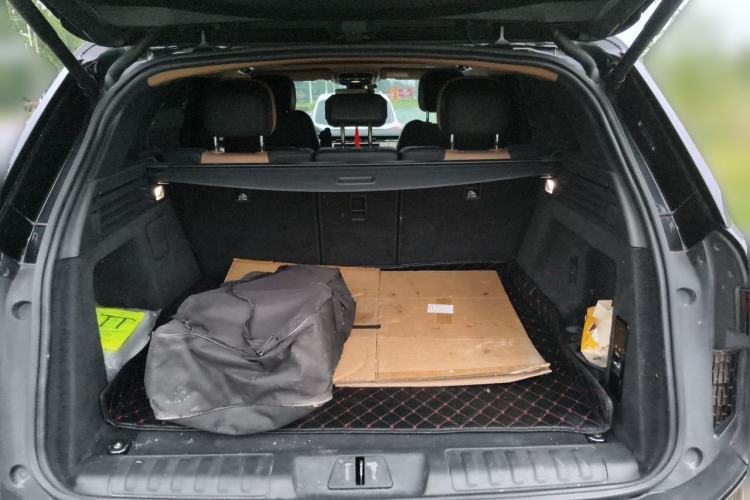 Used Land Rover Range Sport 2023 400PS Dynamic SE Trunk
