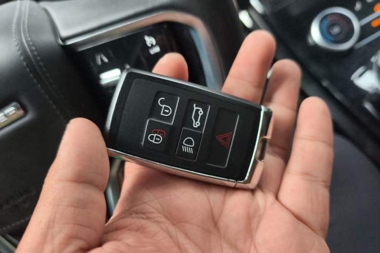 Used Land Rover Range Sport 2023 360 PS S Vehicle Key