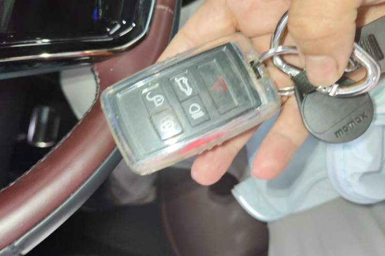 Used Land Rover Range Sport 2023 400PS Dynamic HSE Vehicle Key