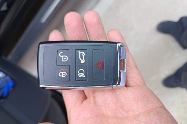 Used Land Rover Range Sport 2023 400PS Dynamic HSE Vehicle Key