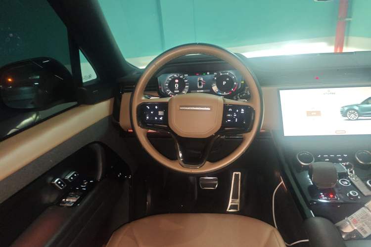 Used Land Rover Range Sport 2023 400PS Dynamic SE Steering Wheel