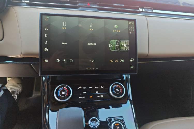 Used Land Rover Range Sport 2023 400PS Dynamic SE Audio And AC Panel