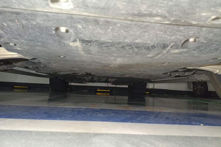 Used Land Rover Range Sport 2023 400PS Dynamic HSE Chassis Front