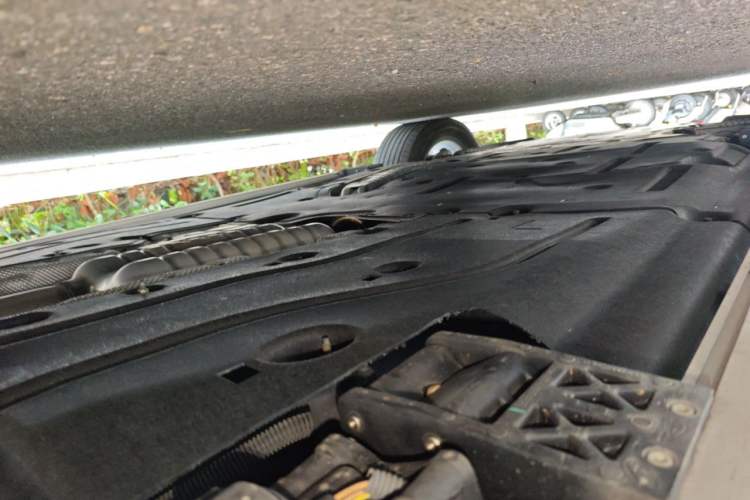 Used Land Rover Range Sport 2023 400PS Dynamic SE Chassis Rear Left