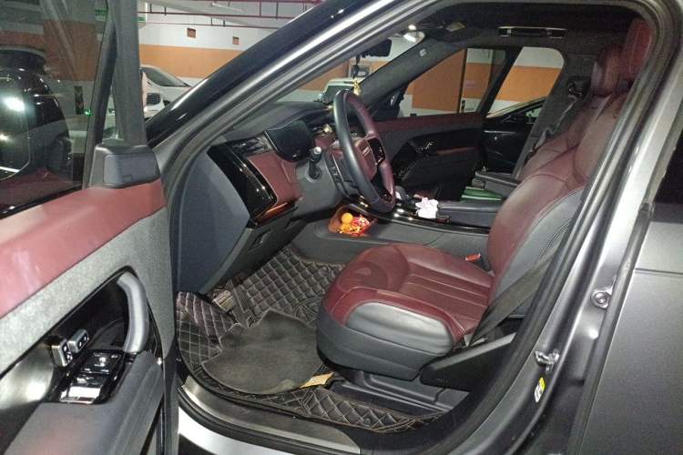 Used Land Rover Range Sport 2023 400PS Dynamic HSE Driver Seat
