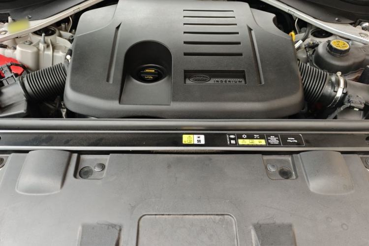 Used Land Rover Range Sport 2023 400PS Dynamic SE Engine Bay