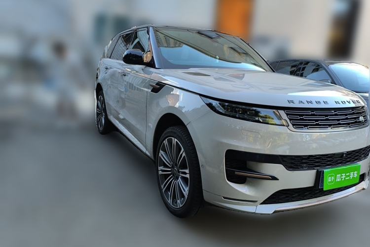 Used Land Rover Range Sport 2023 400PS Dynamic HSE Front Right 45 Deg
