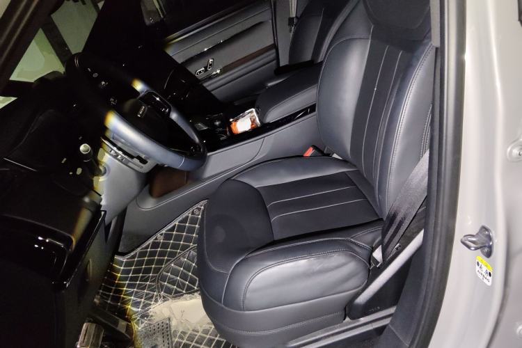 Used Land Rover Range Sport 2023 400PS Dynamic SE Left Front Seat