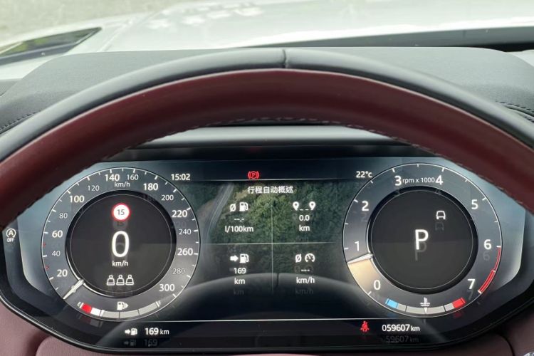 Used Land Rover Range Sport 2023 400PS Dynamic SE Odometer Close Up