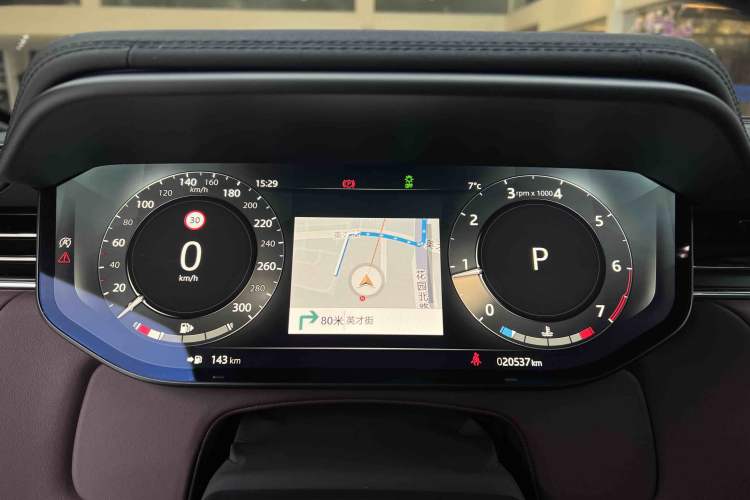 Used Land Rover Range Sport 2023 400PS Dynamic SE Odometer Close Up