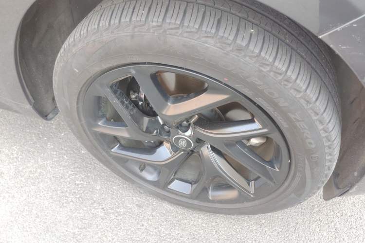 Used Land Rover Range Sport 2023 400PS Dynamic SE Right Front Wheel Hub