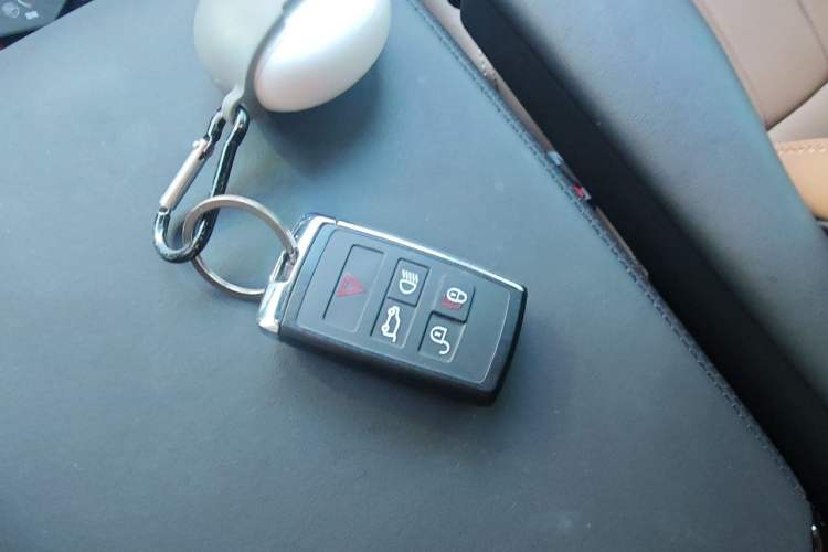 Used Land Rover Range Sport 2023 400PS Dynamic SE Vehicle Key